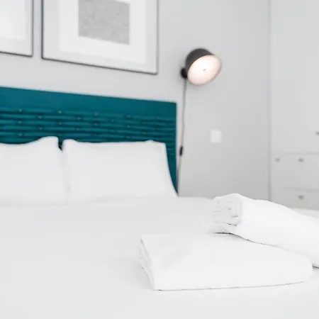 Apartmán Guestready - Colorful Near Agosto Station *