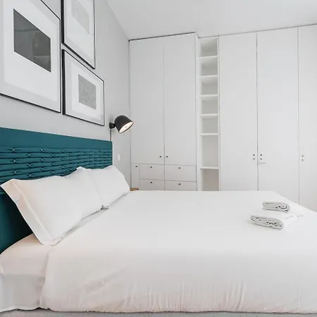 Apartmán Guestready - Colorful Near Agosto Station *