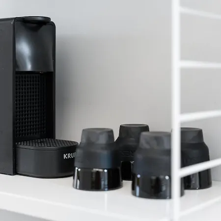 Guestready - Colorful Near Agosto Station