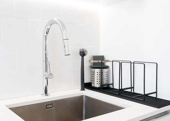 Διαμέρισμα Guestready - Colorful Near Agosto Station