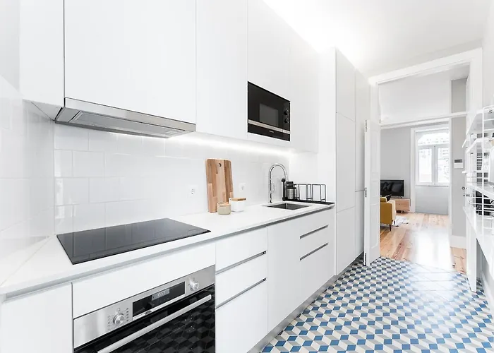 Guestready - Colorful Near Agosto Station Πόρτο