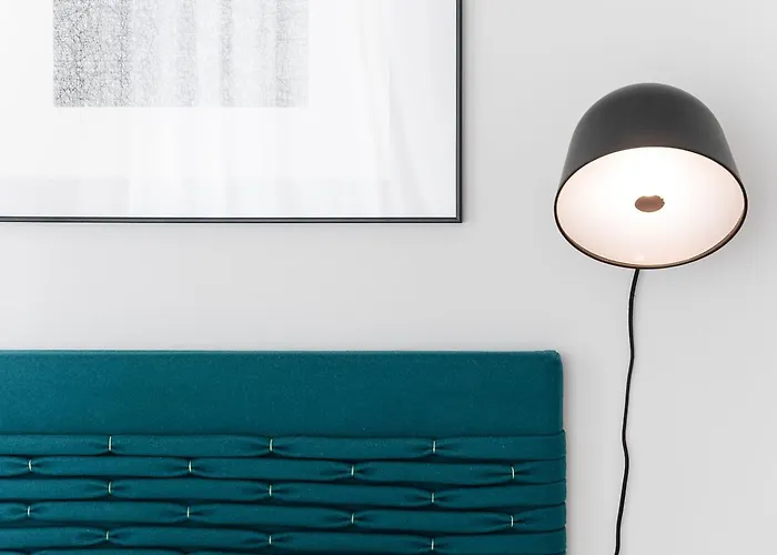 Guestready - Colorful Near Agosto Station *